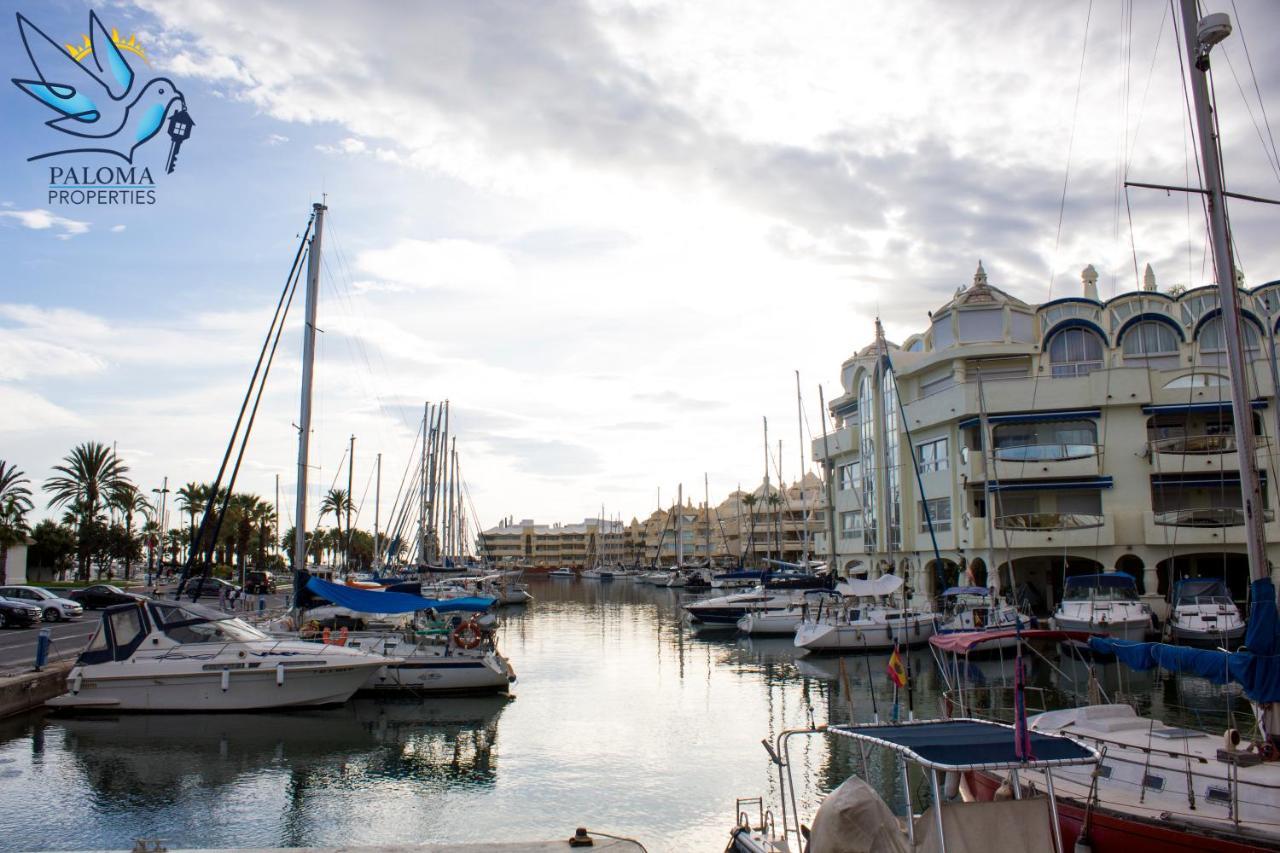 Apartment In Puerto Marina With Beautiful Views Of The Sea And The Boats เบนัลมาเดนา ภายนอก รูปภาพ